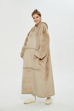 Load image into Gallery viewer, Oversized extra long hoodie（khaki）
