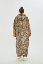 Load image into Gallery viewer, Oversized extra long hoodie（leopard）
