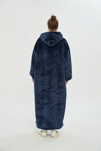 Load image into Gallery viewer, Oversized extra long hoodie（navy blue）
