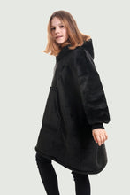 Load image into Gallery viewer, kid oversized hoodie（black）
